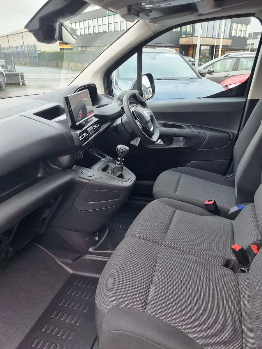 Peugeot Partner PROFESSIONAL PREMIUM INC VAT - Image 3