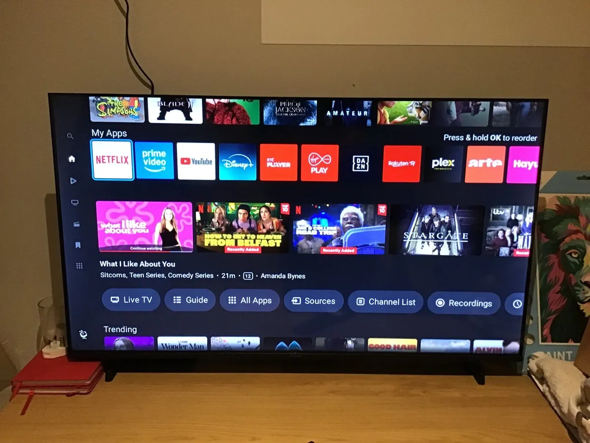 Walker 40 Inch Smart HD TV
