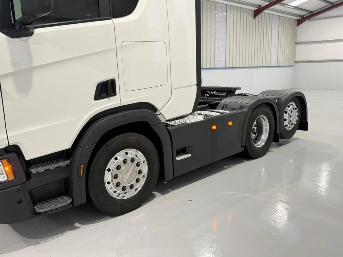 2022 (71) SCANIA R450 HIGHLINE 6X2 TAG AXLE - Image 4