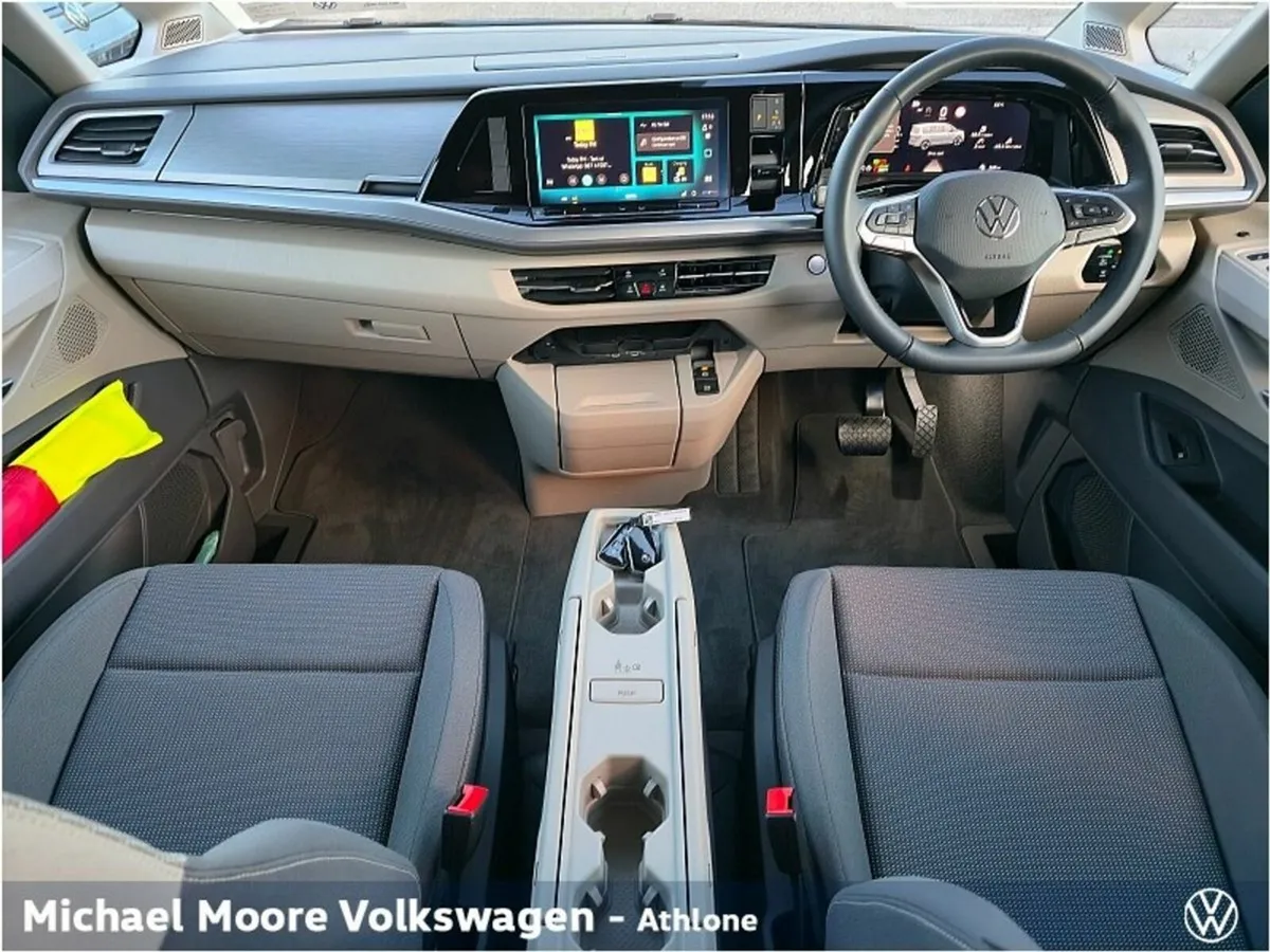 Volkswagen Multivan T7 LIFE 1.4 PHEV 240BHP A6A LO - Image 2