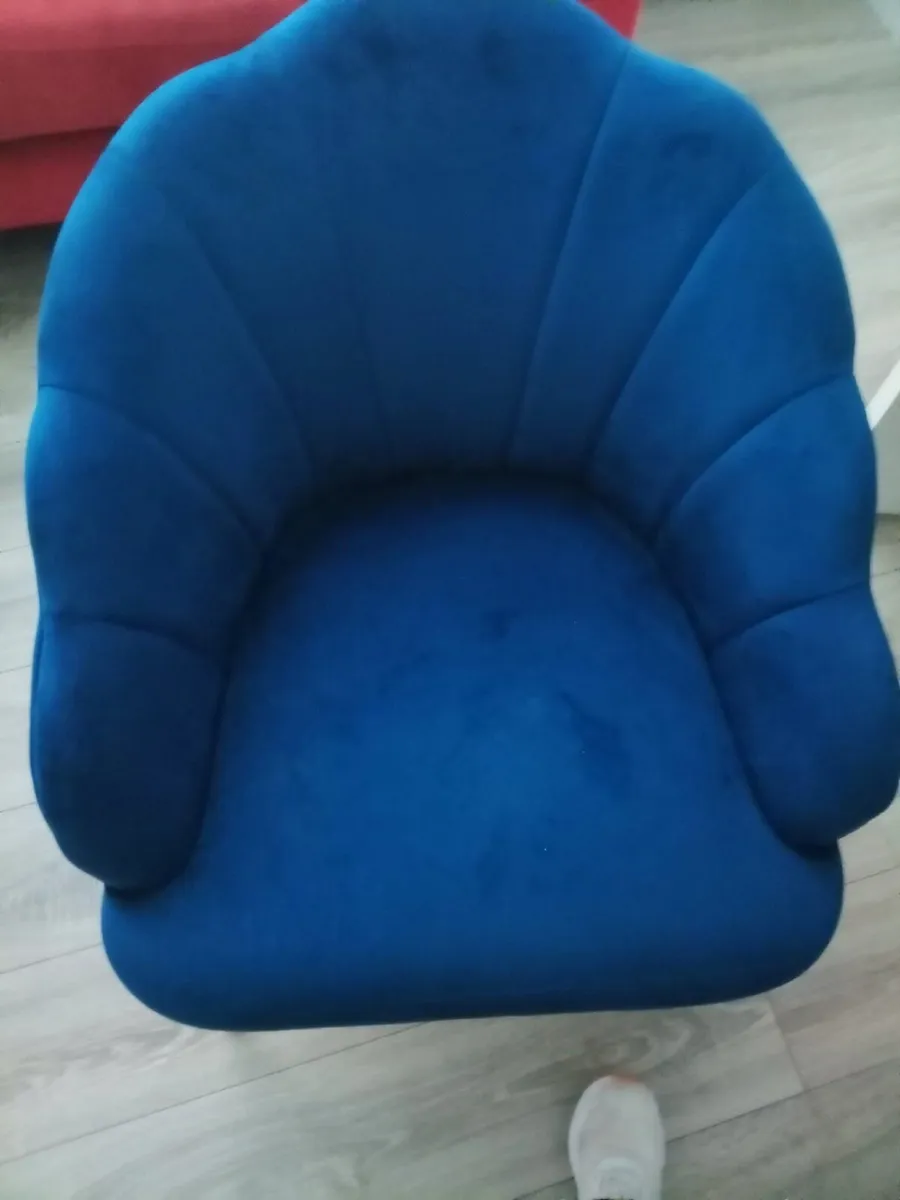 Navy Chair - Image 3