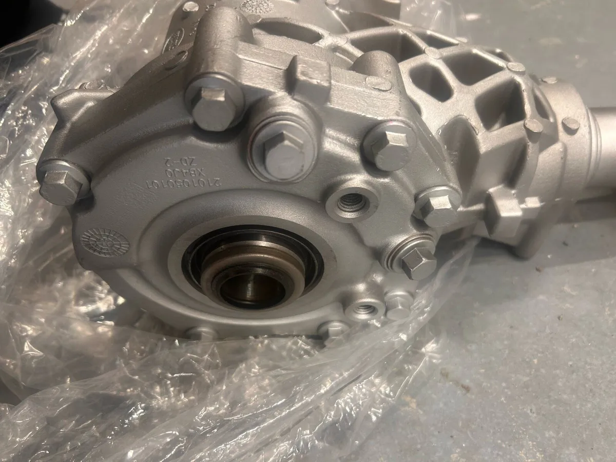 Transfer Case for Land Rover Discovery Sport - Image 2