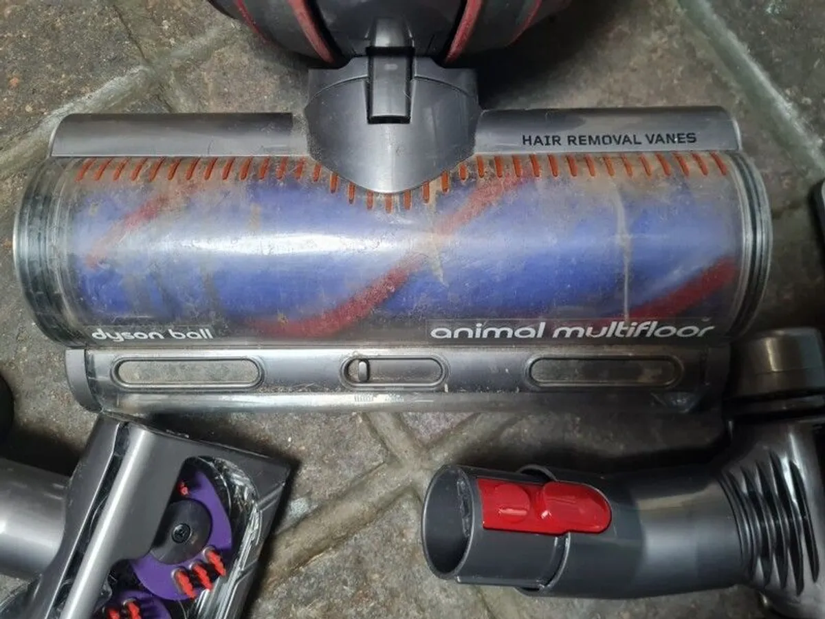 Dyson ball hoover perfect working order - Image 1