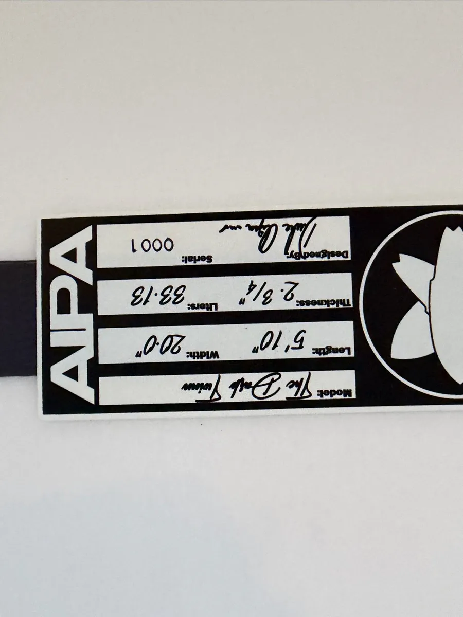 Surfboard Apia (Dark Twin) 5’10 - Image 3