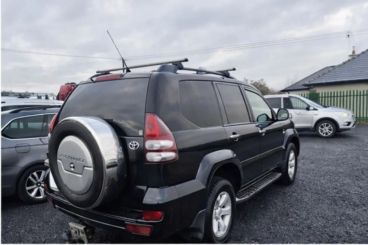 Toyota Land Cruiser - Image 1