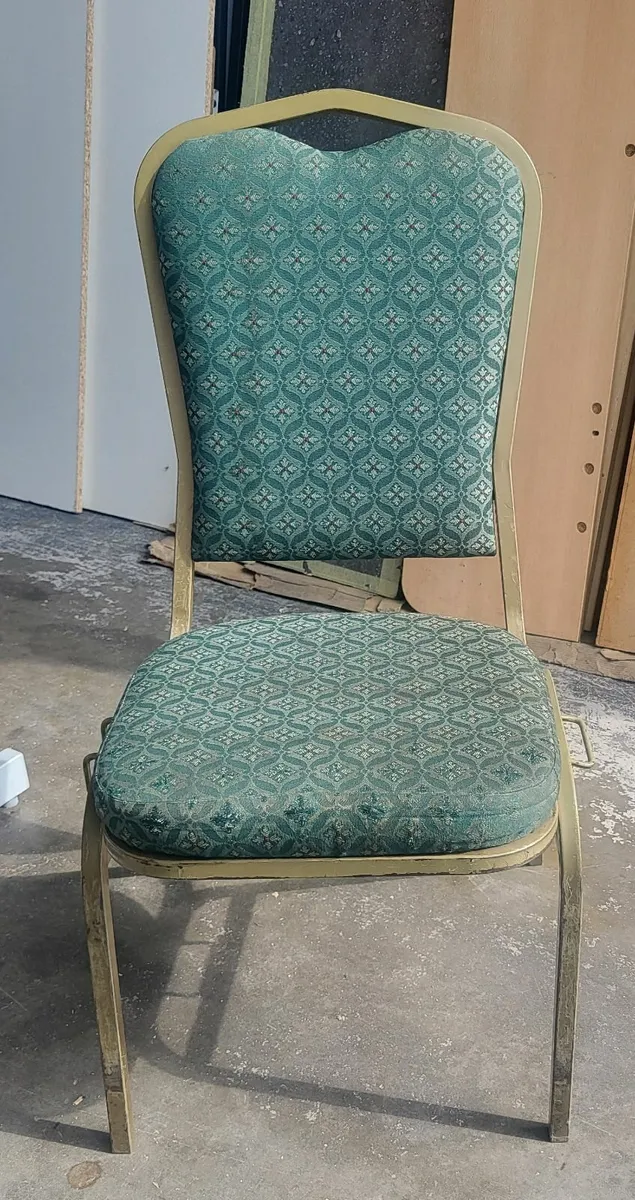 Banquet chairs - Image 2