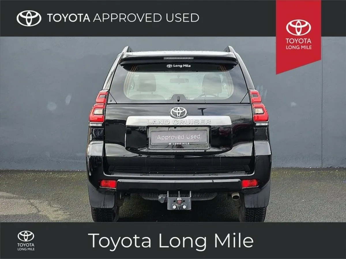 Toyota Land Cruiser 2.8 LWB Auto With Leather - Image 4