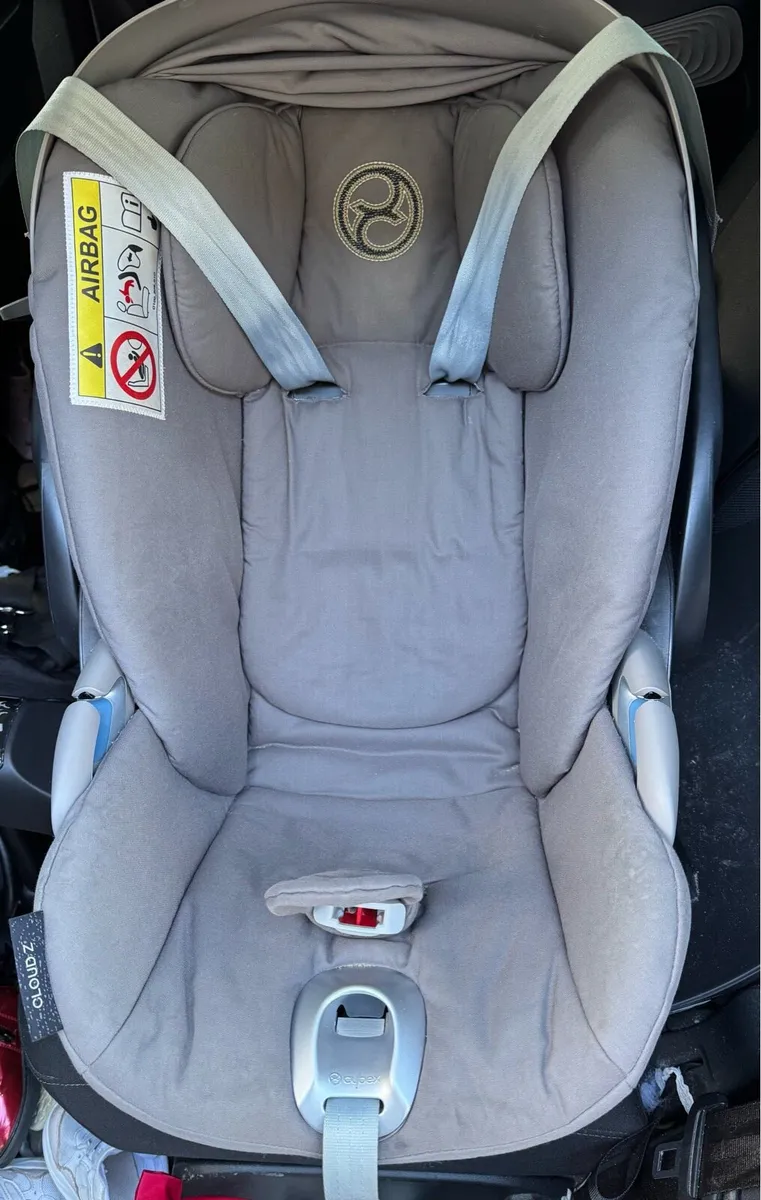 Baby seat - Image 1