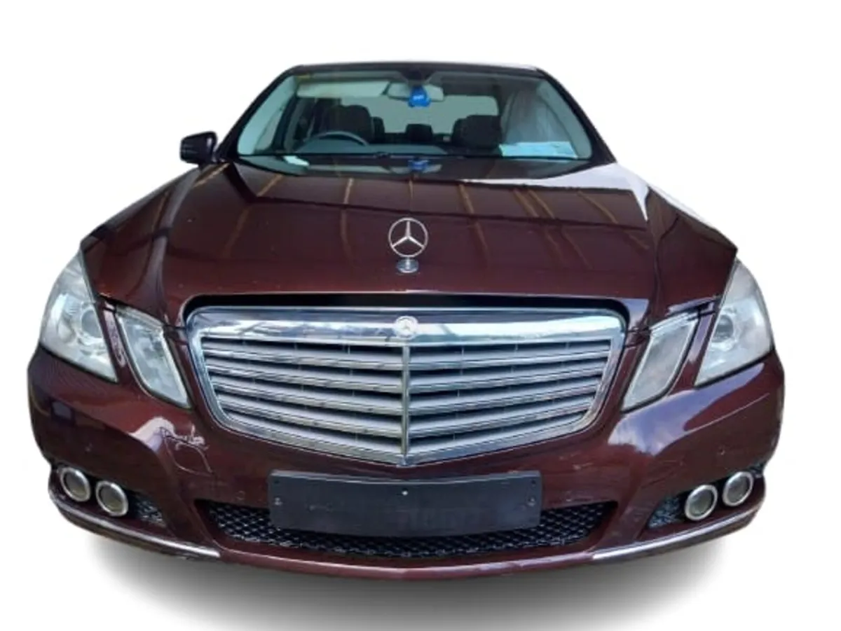 2011 MERCEDES E200 For Breaking/Dismantling - Image 2