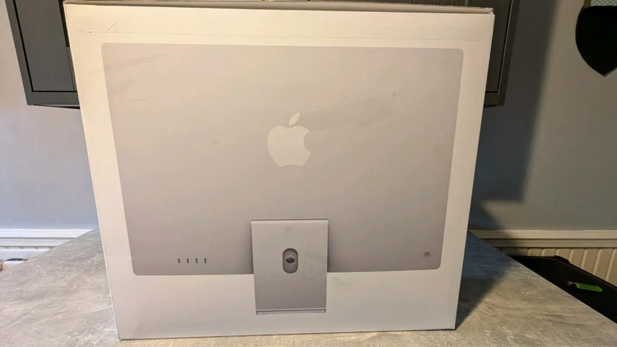 24" imac M1 202116gb RAM 256GB Storage - Image 4