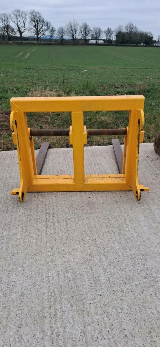 Volvo attachments - Image 1