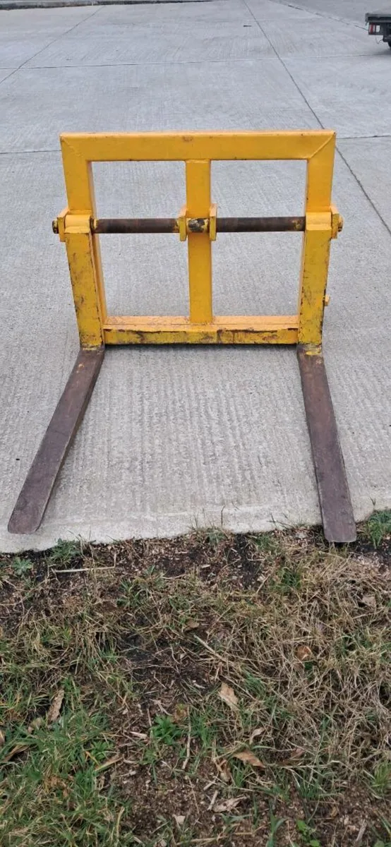 Volvo attachments - Image 2