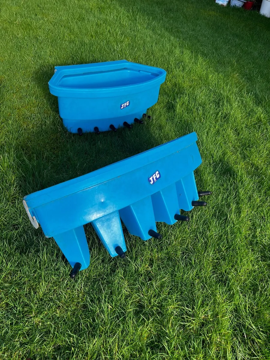 Calf feeder - Image 1