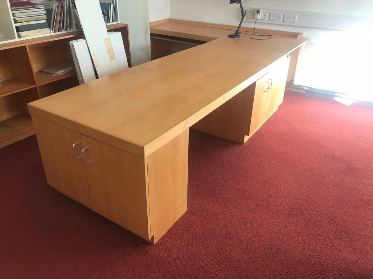 Furniture desk - Image 1