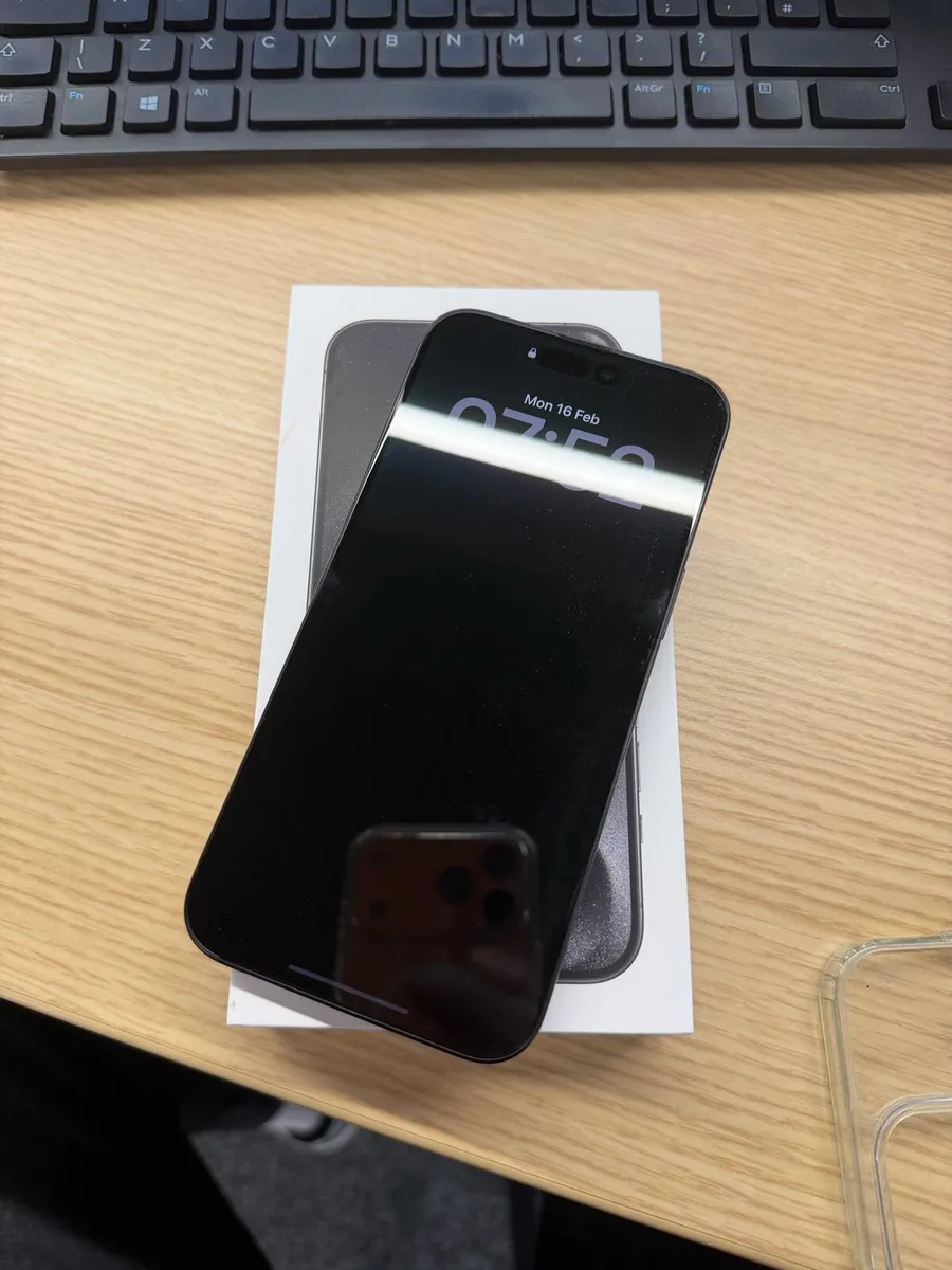 iPhone 15 pro max 256gb - Image 2