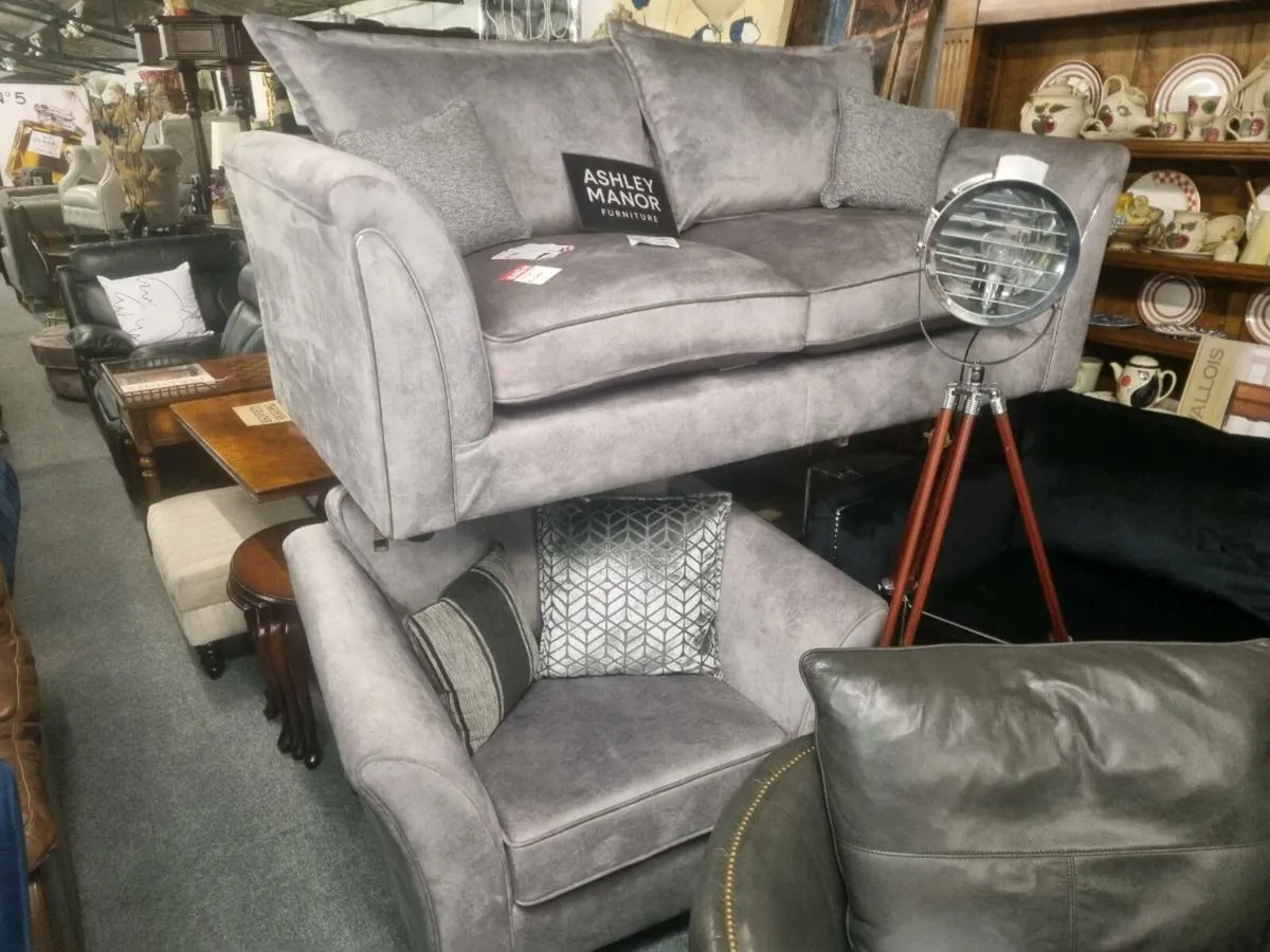3&1:seater sofa &chair