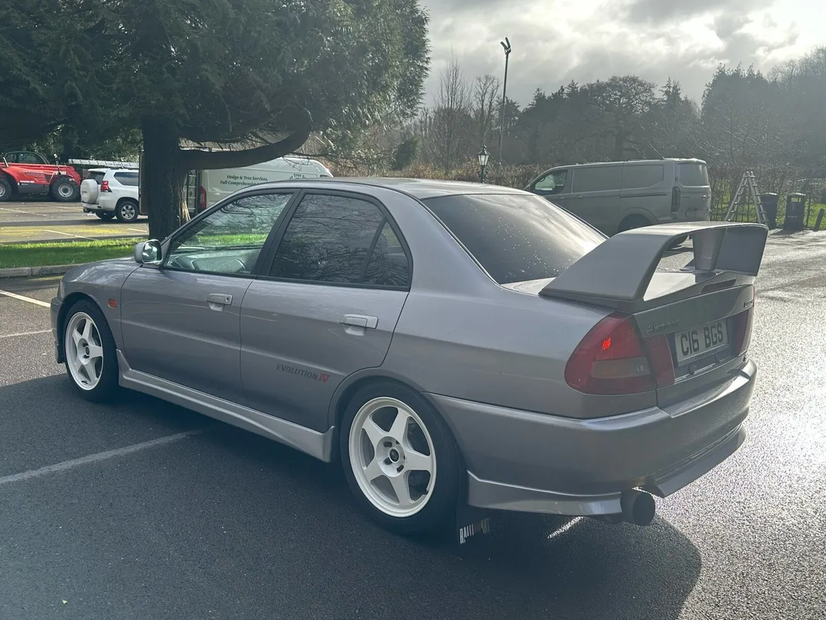 Mitsubishi Lancer Evolution IV GSR (Evo 4) - Image 4