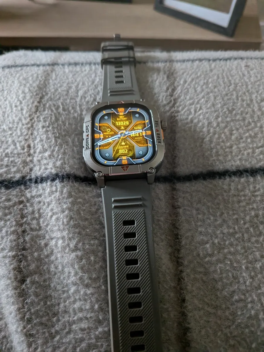 amoled smart watch - Image 1