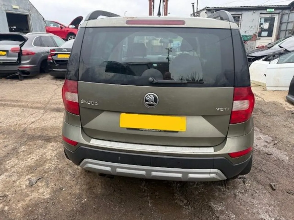 2015 SKODA YETI 2.0L-D - Image 3