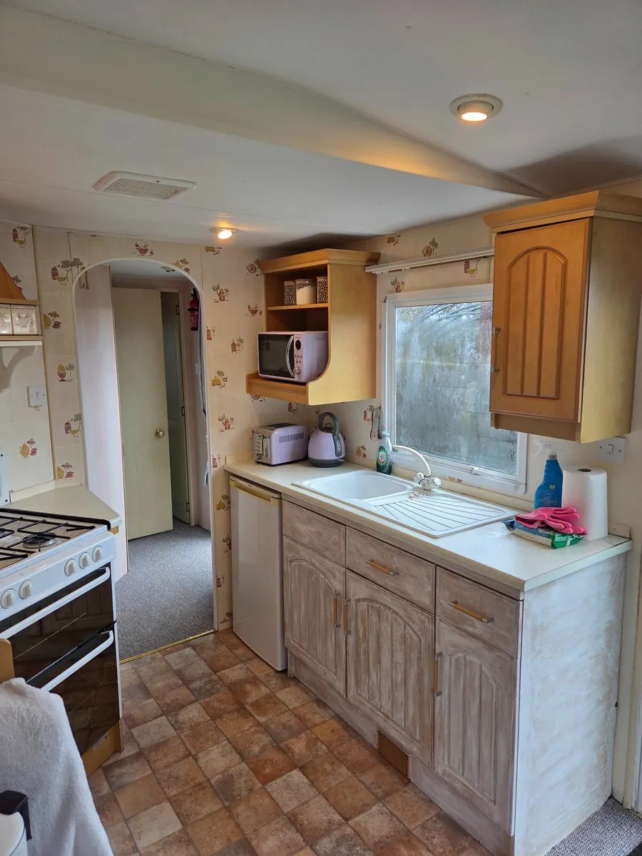 2 Bedroom mobile home - Image 2