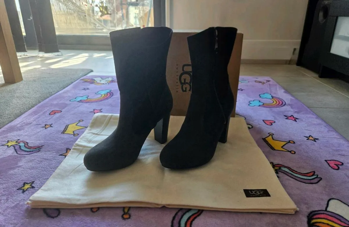 UK4.5, Brand-New Women's Ugg Athena Boots in Black - Image 2