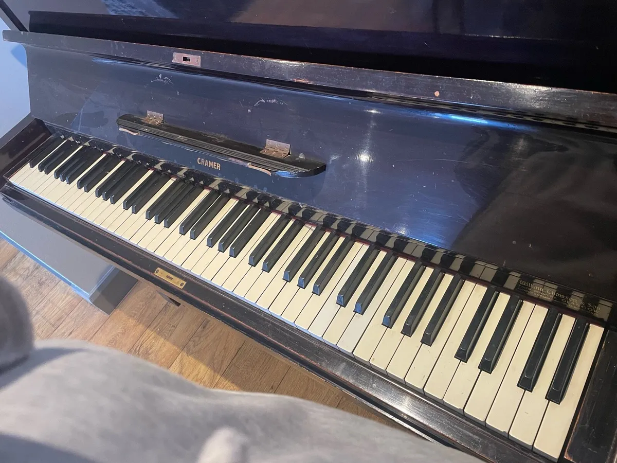 Upright piano - Image 3