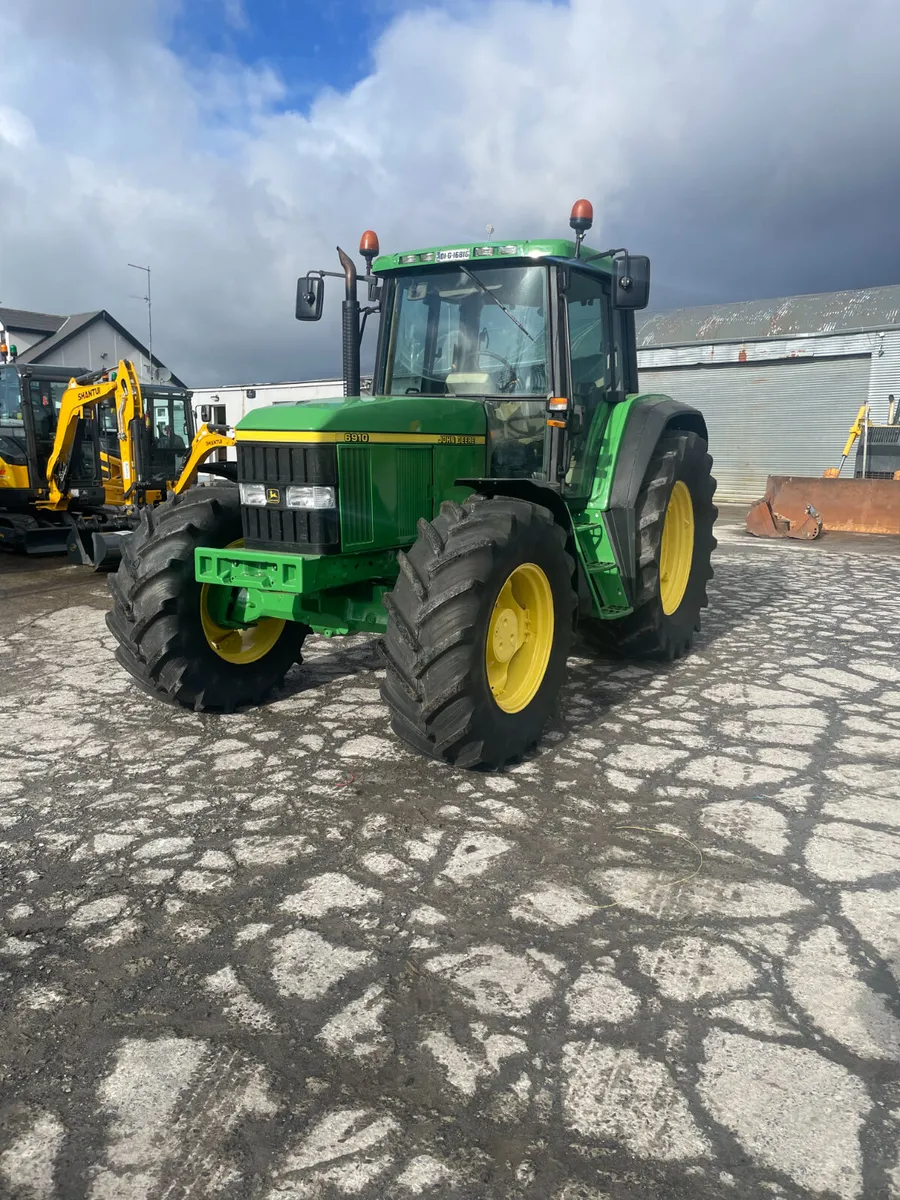 John Deere 6910 - Image 3