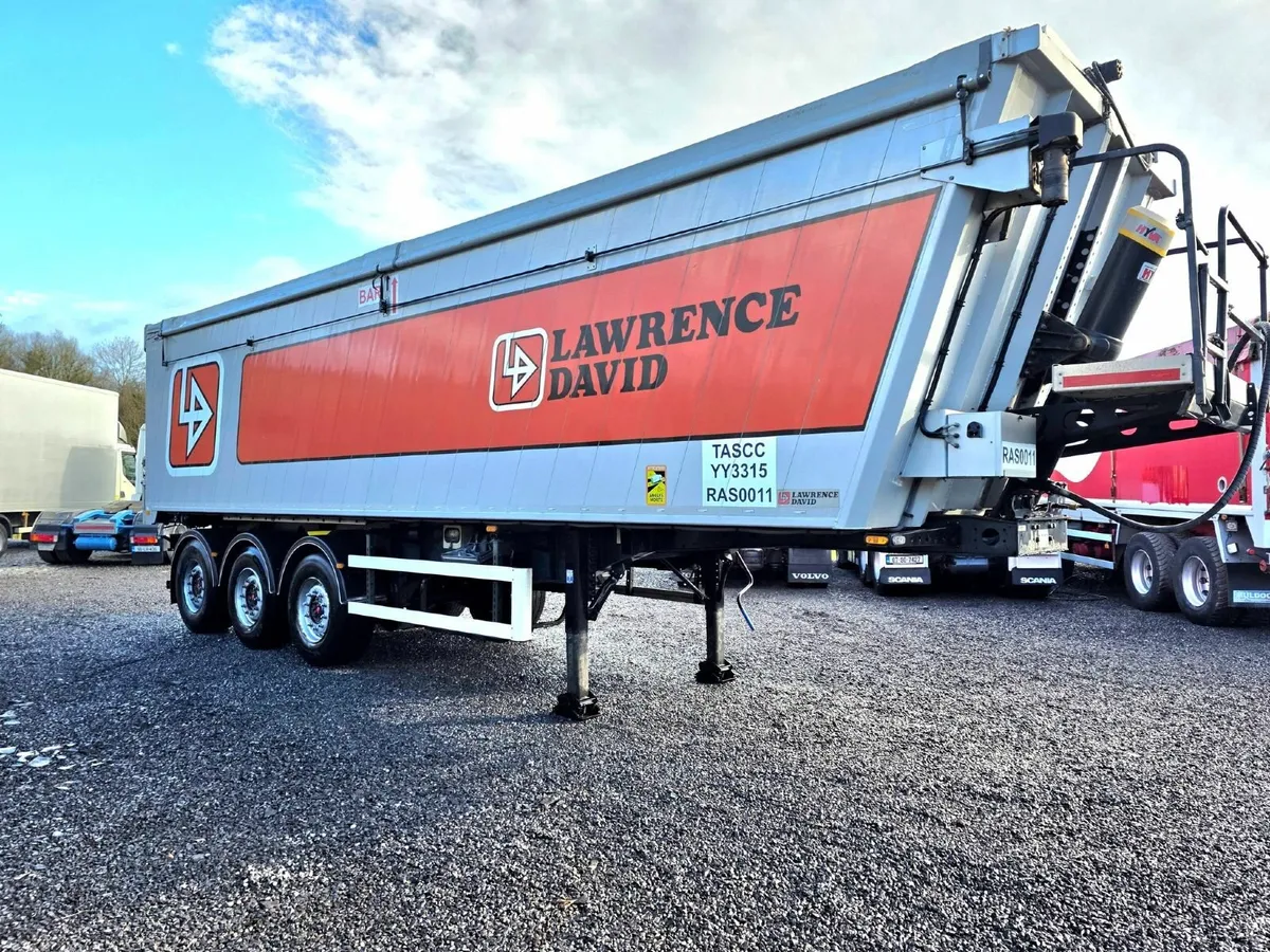 2022 Wielton 66 Cube Tipping Trailer - Image 1
