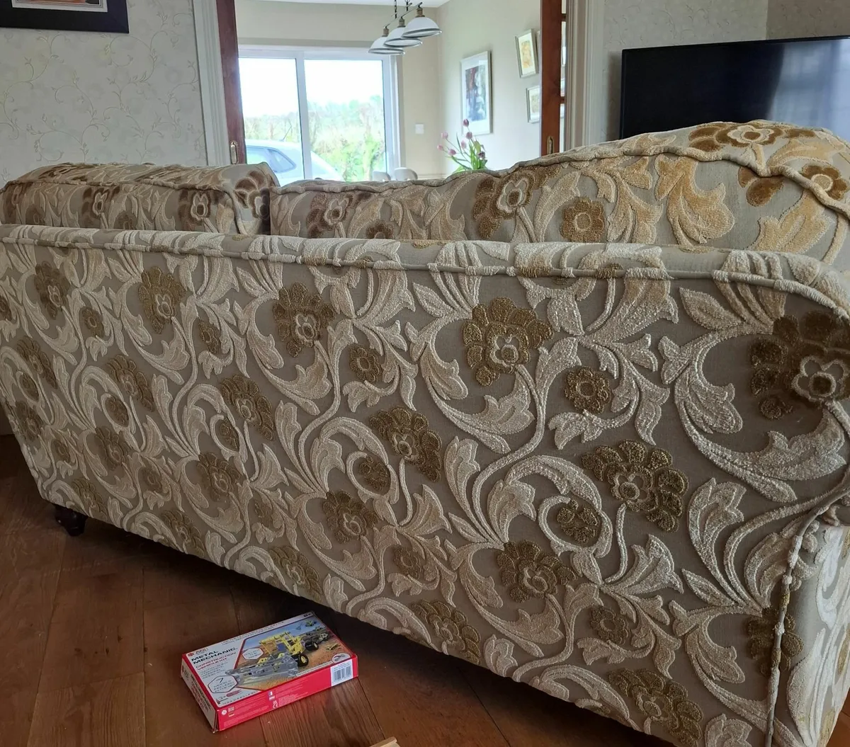 Sofa - Image 2