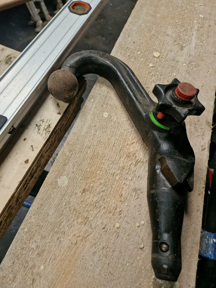 BMW X5 Towbar - Image 4