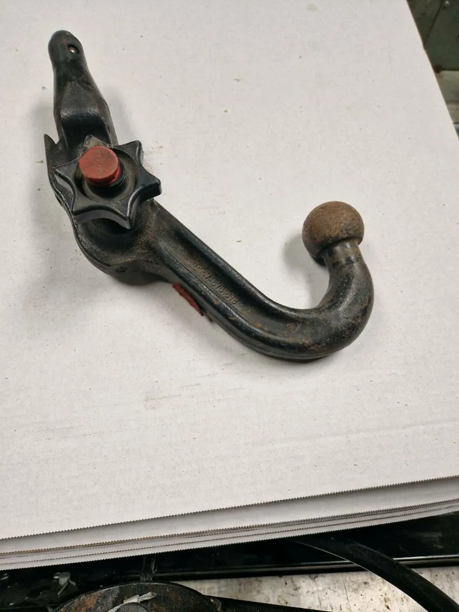 BMW X5 Towbar - Image 3