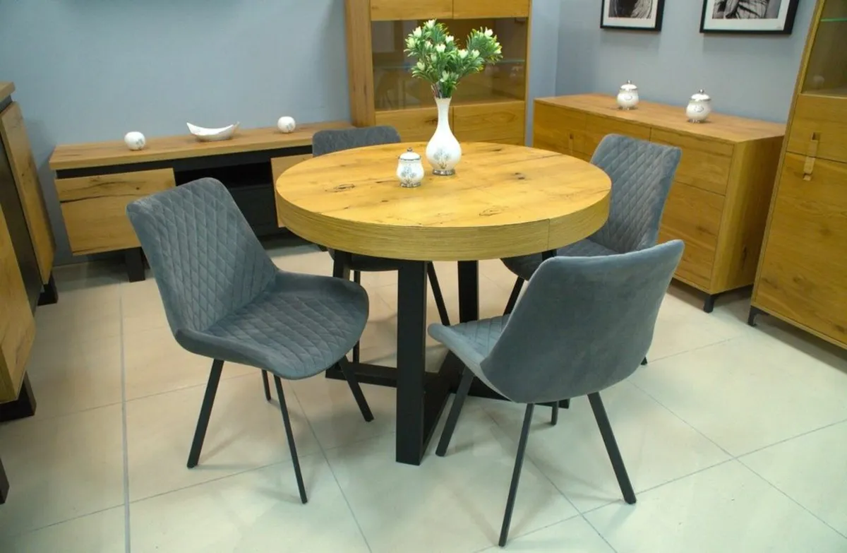 Velvet Loft Kansas Chair - Image 4