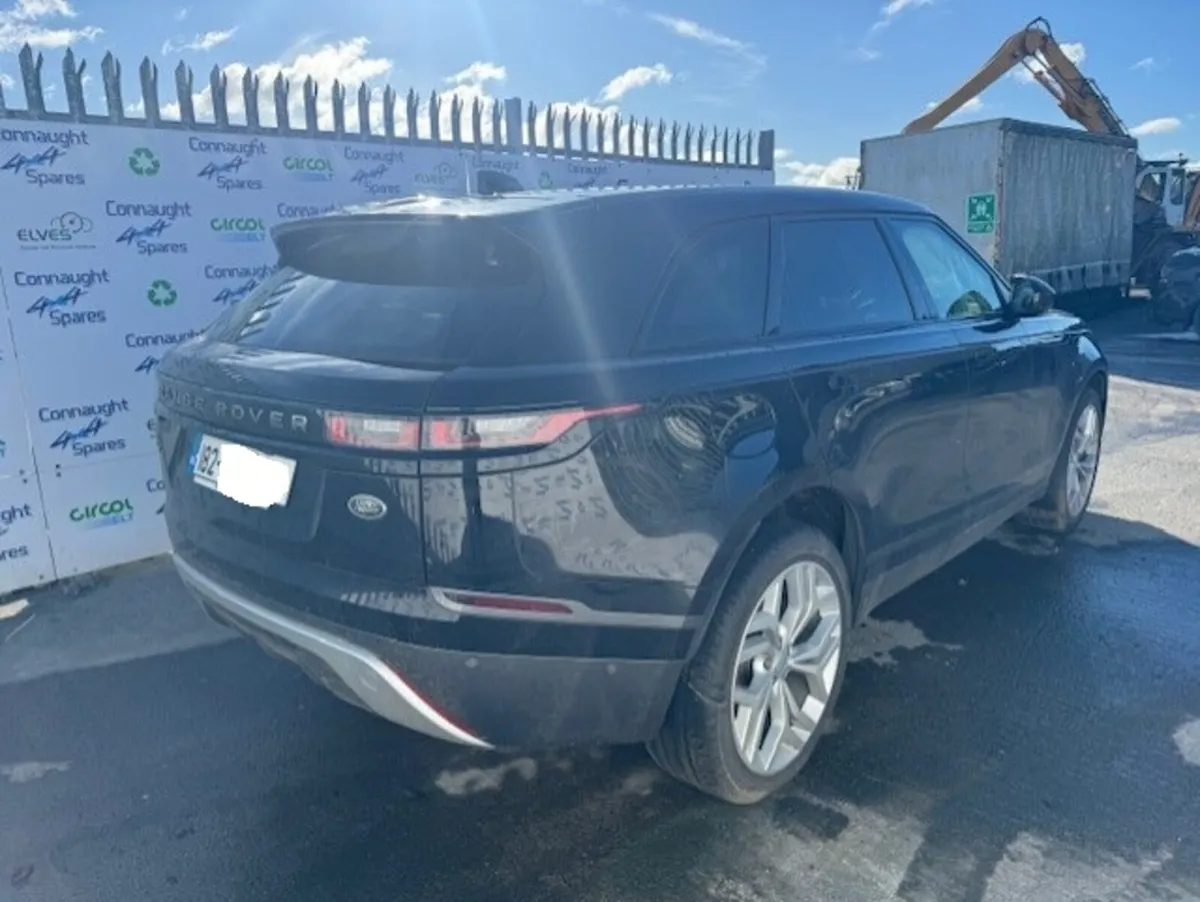 2018 RANGE ROVER VELAR 2.0D JUST IN FOR BREAKING - Image 4