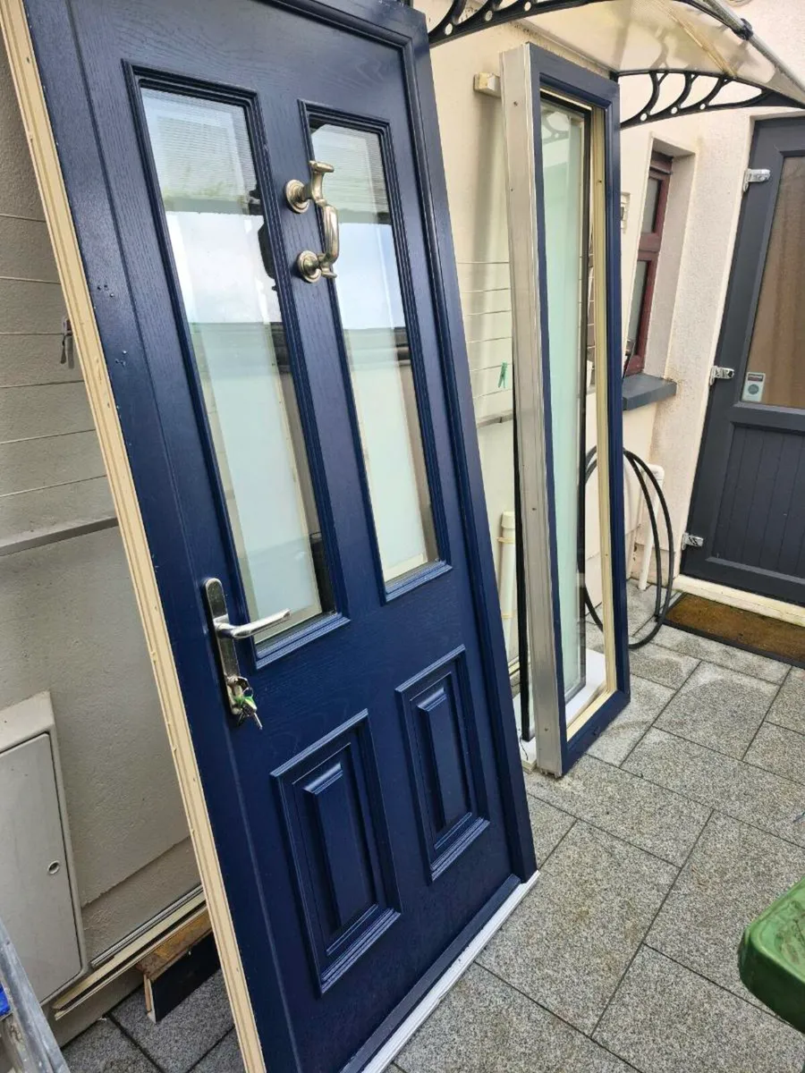 Windows and door - Image 2