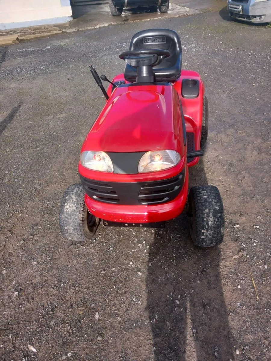 Lawn tractor for sale - Image 2