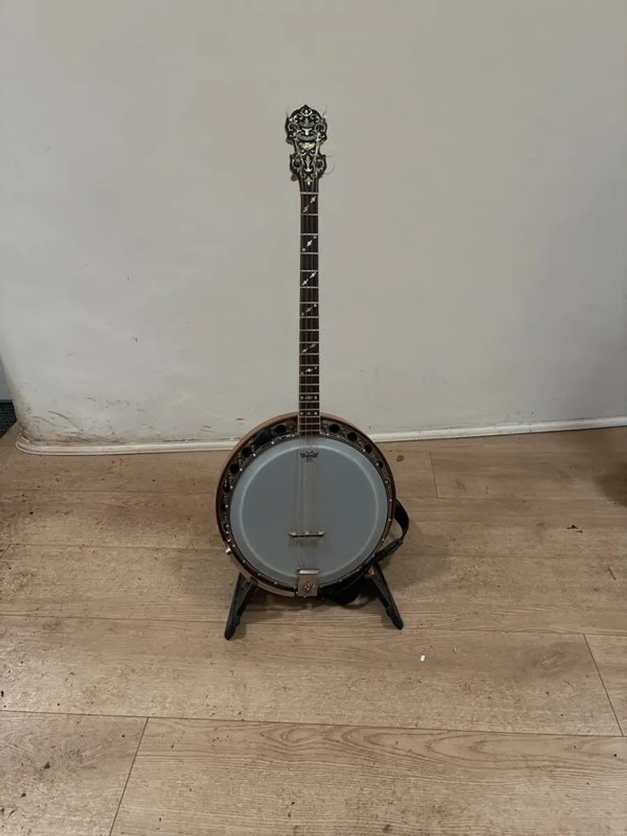 Paramount A - Image 1