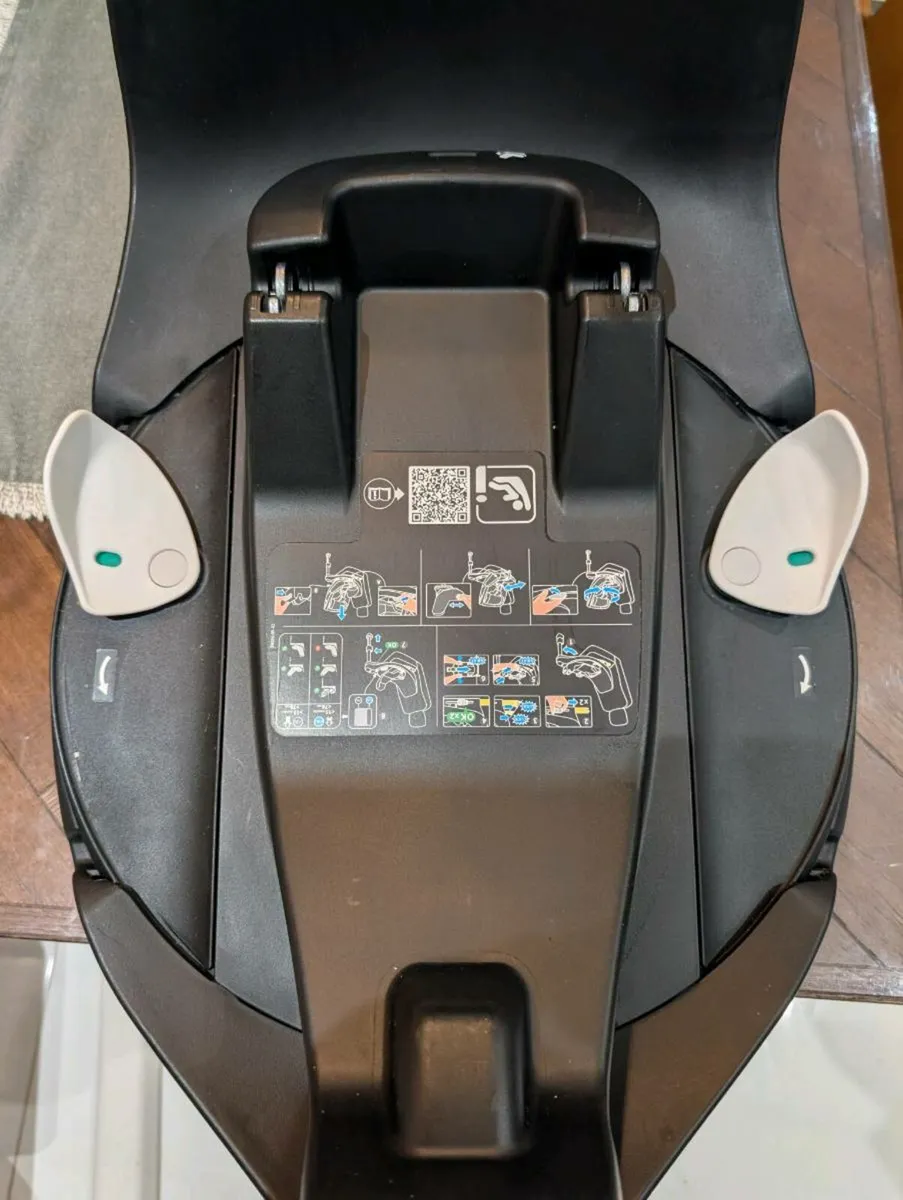 Maxi Cosi FamilyFix 360 Pro isofix Base - Image 2