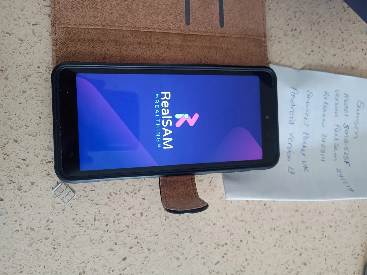 Phone realsam  Pocket uk - Image 1