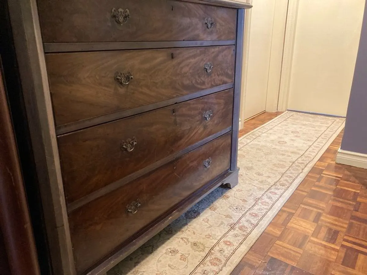 Victorian Chest of Drawers - Image 1