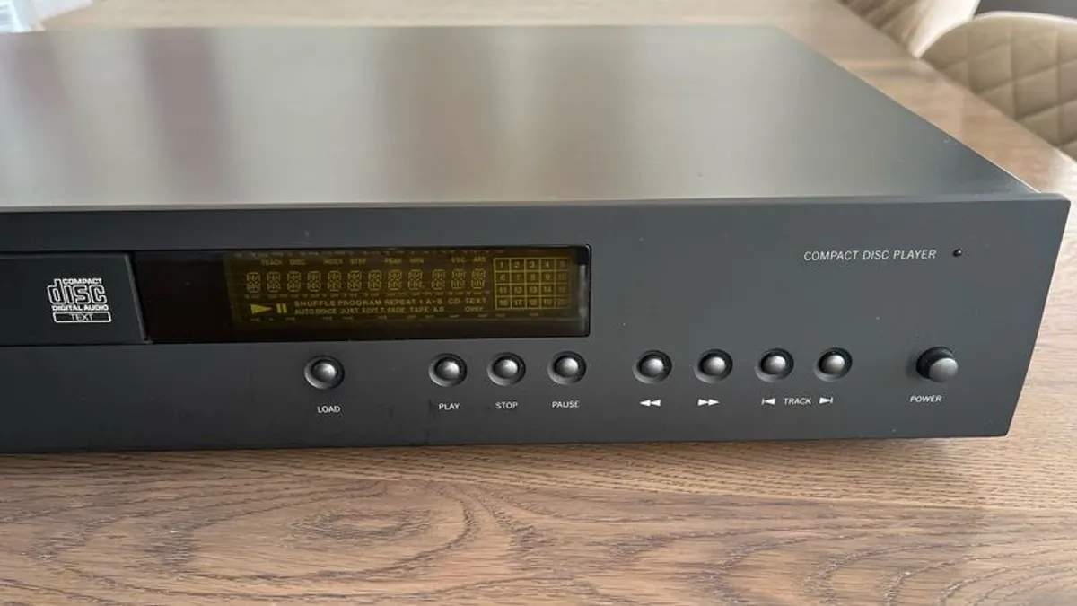 Arcam FMJ CD17 player - Image 3