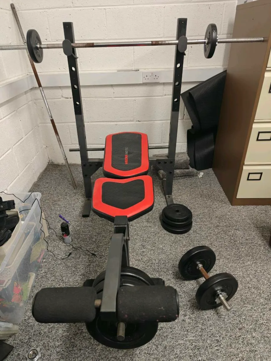 Weight bench and weights - Image 3