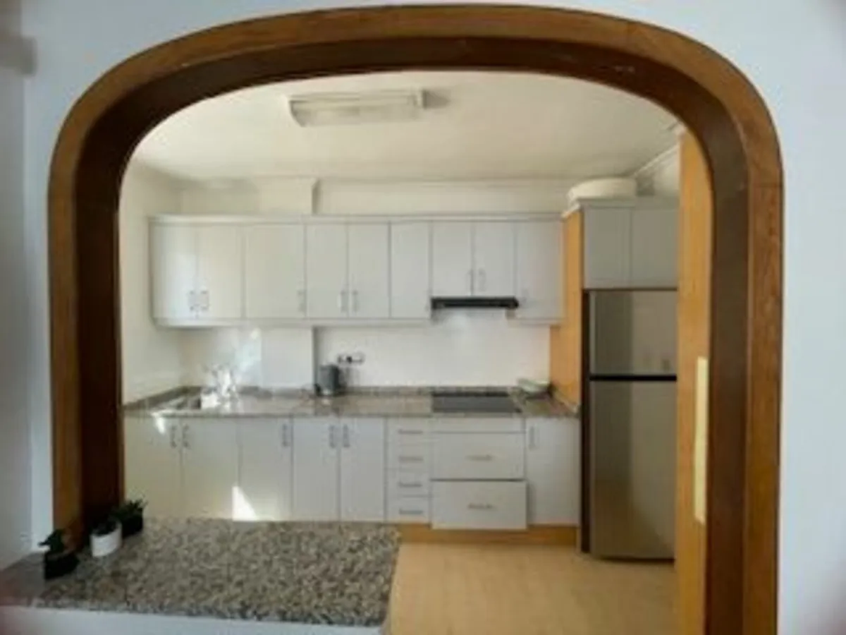 3-Bedroom Villa with Solarium, Pool & Near Beaches - Image 2