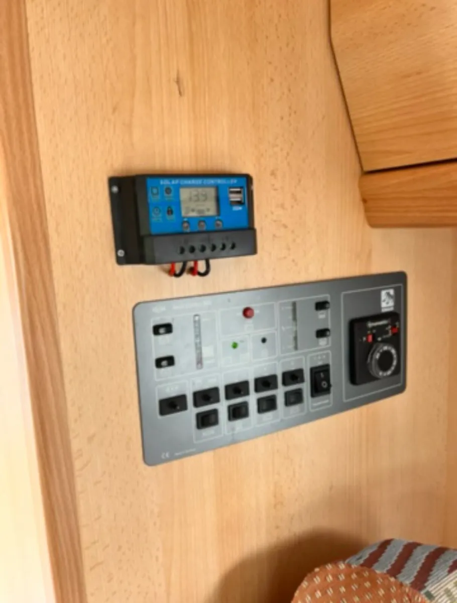 Camper van - Image 3