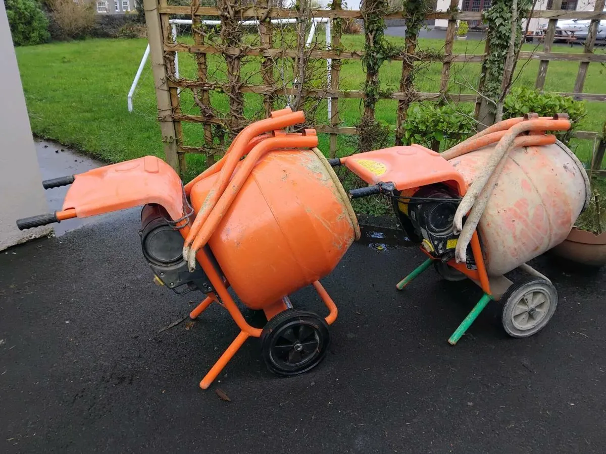 CEMENT MIXER - Image 1