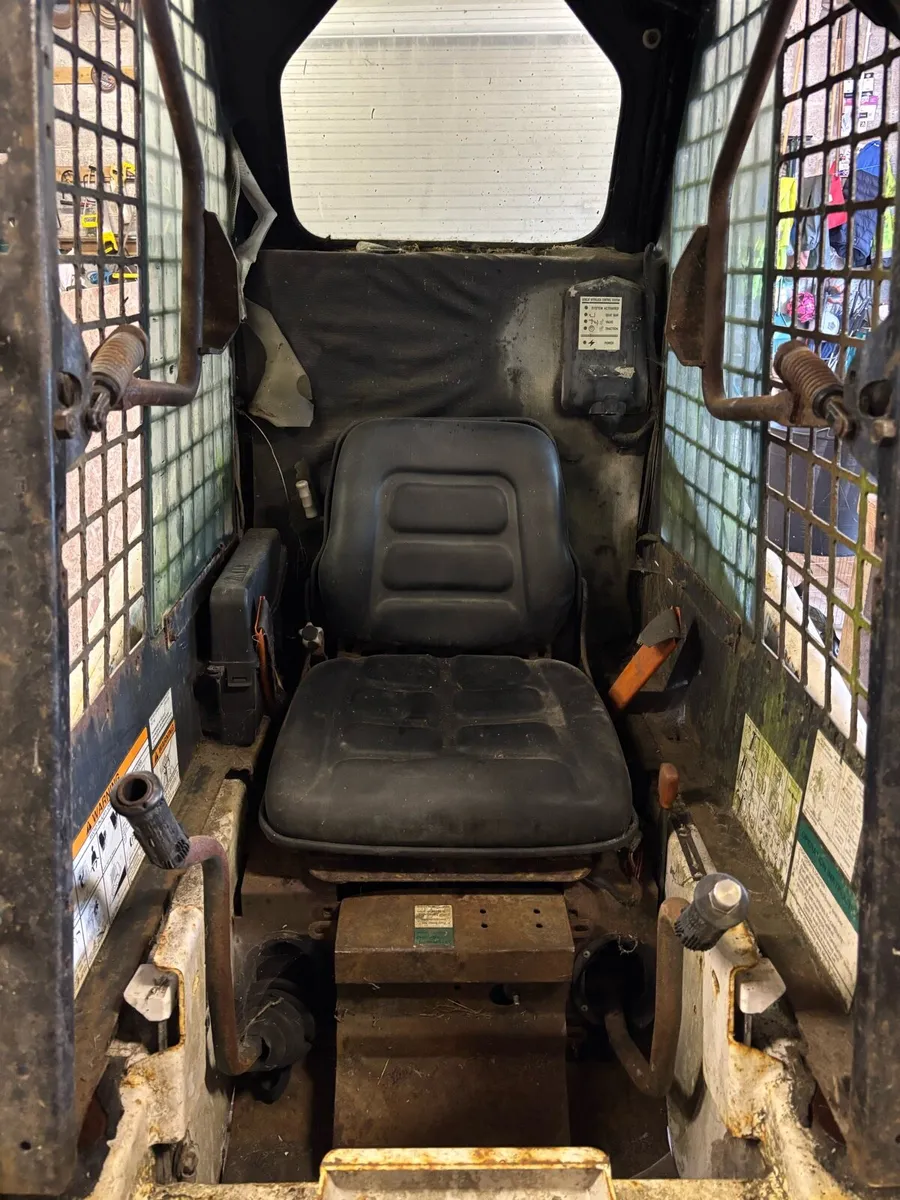 Bobcat 463 for Parts - Image 4