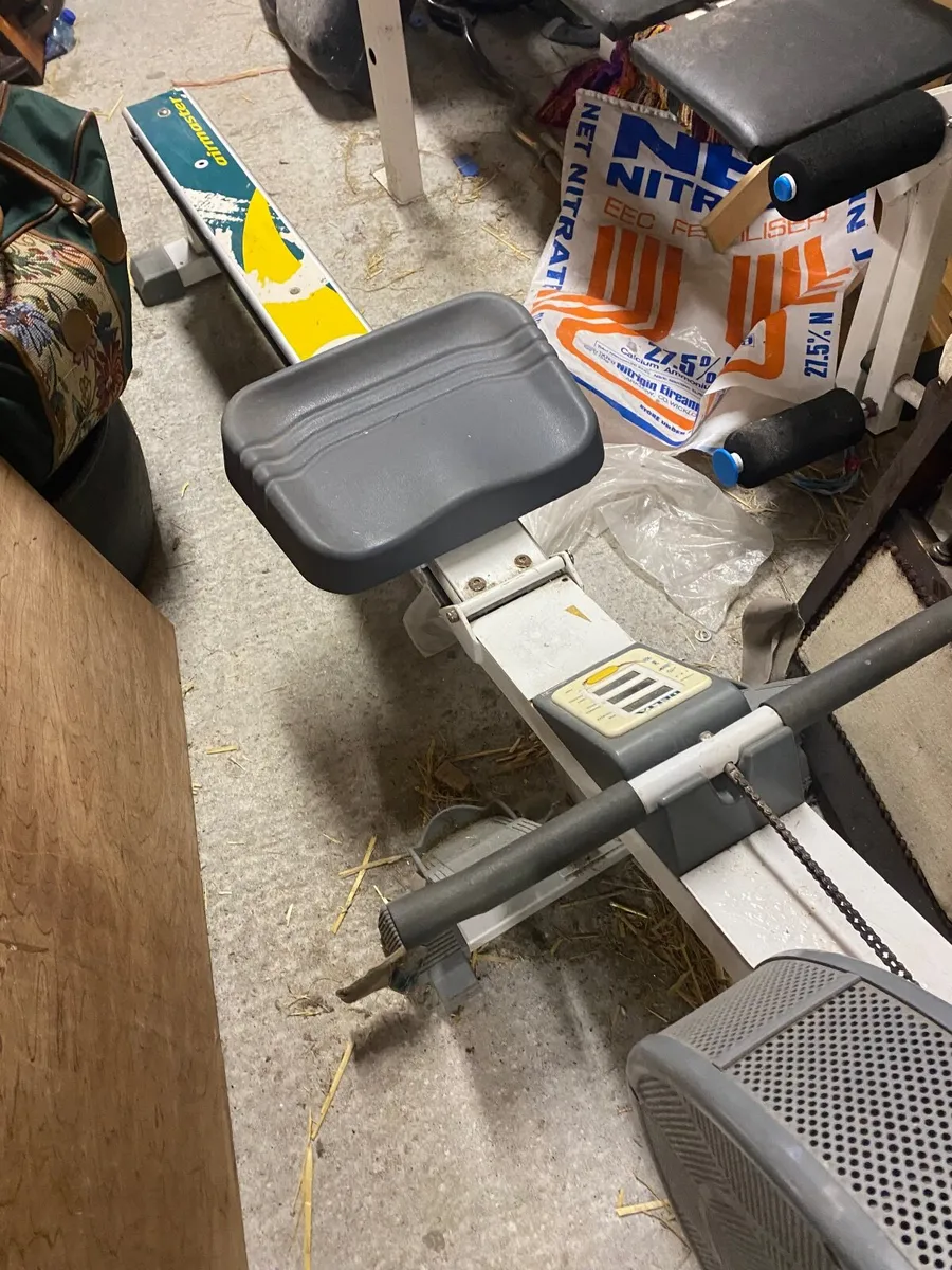 Rowing machine - Image 4