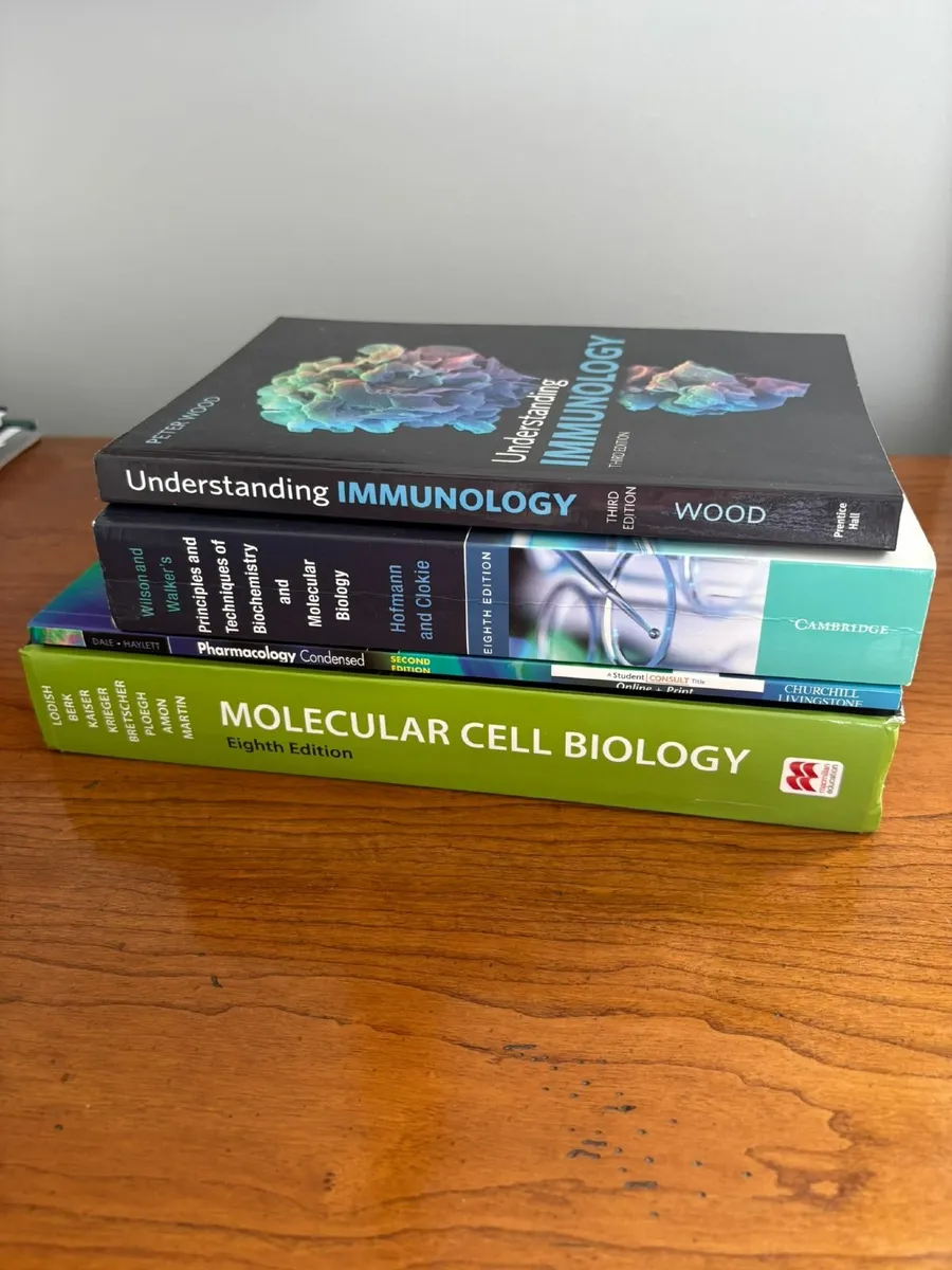 Science College Textbooks - Image 1