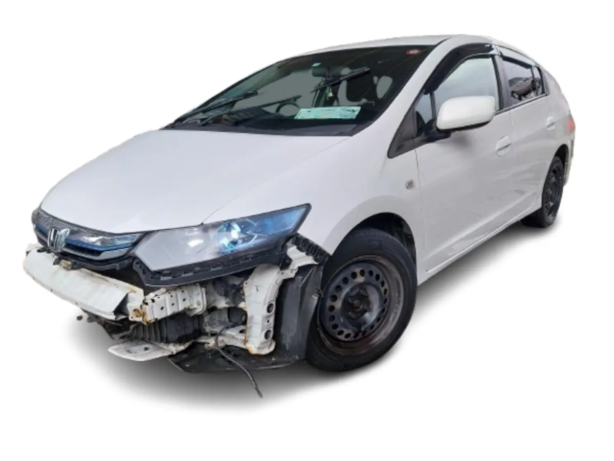 2013 HONDA INSIGHT For Breaking/Dismantling - Image 1