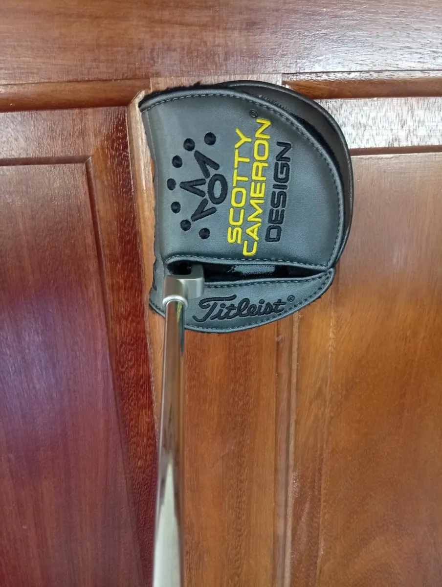 Scotty Cameron Phantom 5.2 34 Inch Used Once - Image 1