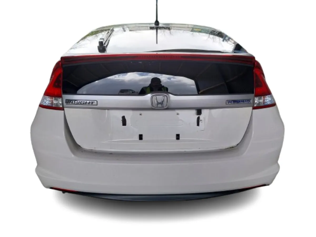 2013 HONDA INSIGHT For Breaking/Dismantling - Image 4